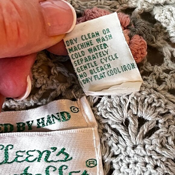 Vintage Handmade Crochet Green Tunic Sweater Pink Roses Colleens Collectables - Picture 9 of 13